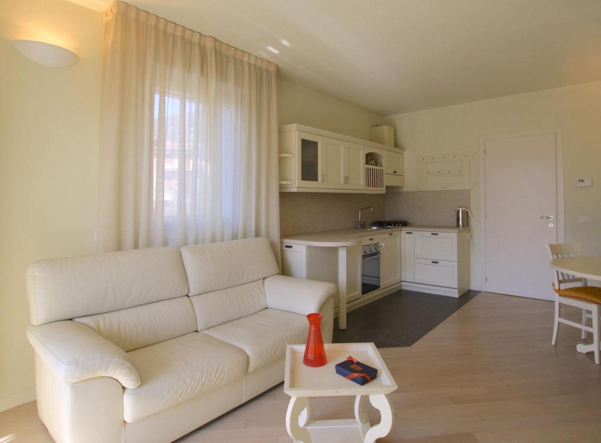 New Moon Apartment Tremezzo Exterior photo